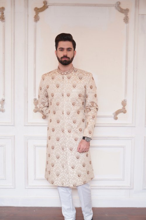 The Golden Sands: Soft Radiance & Sophistication